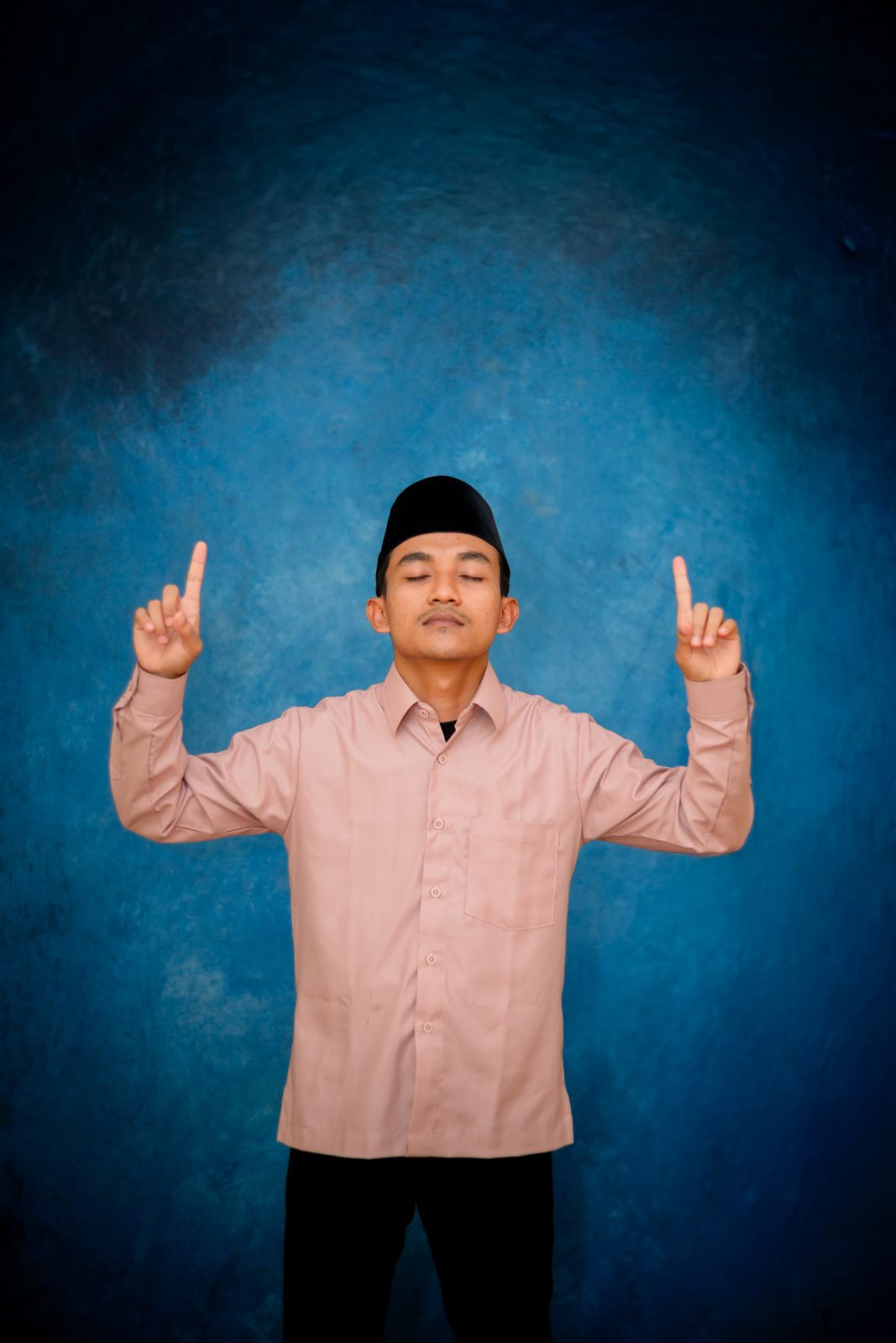 ZAINUR RIFQI MUCHTAR, S.Pd